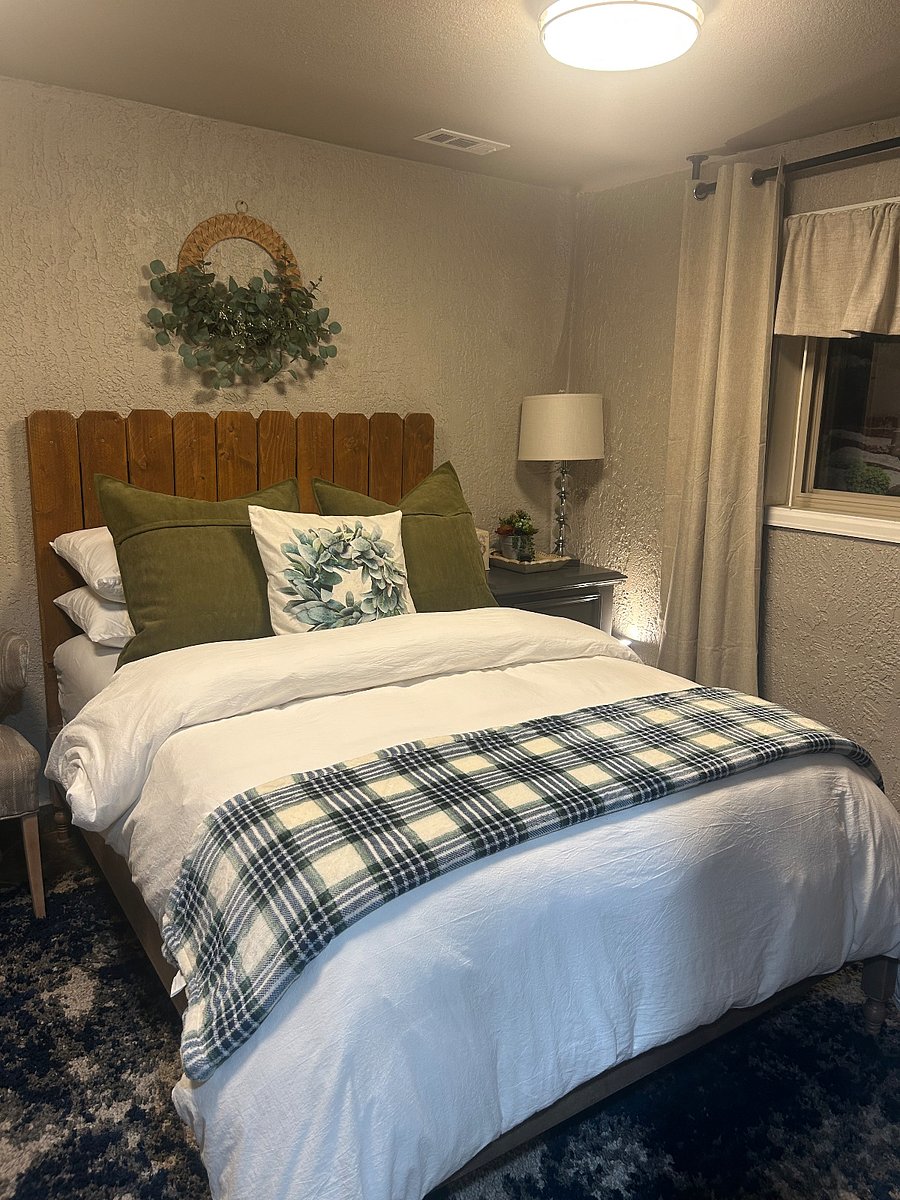Furnished Finder property 833303_1 photo 11