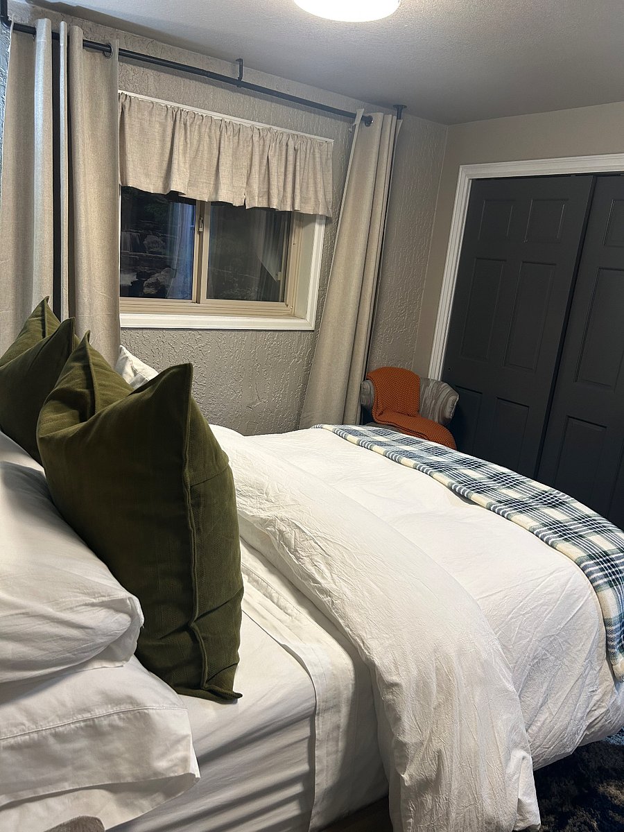 Furnished Finder property 833303_1 photo 22