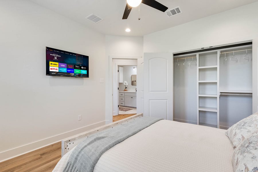 Furnished Finder property 833342_1 photo 29
