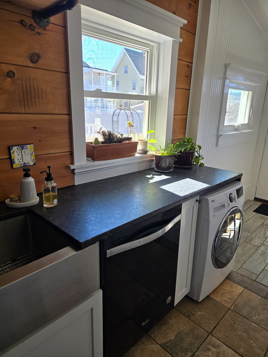 Furnished Finder property 833372_1 photo 14