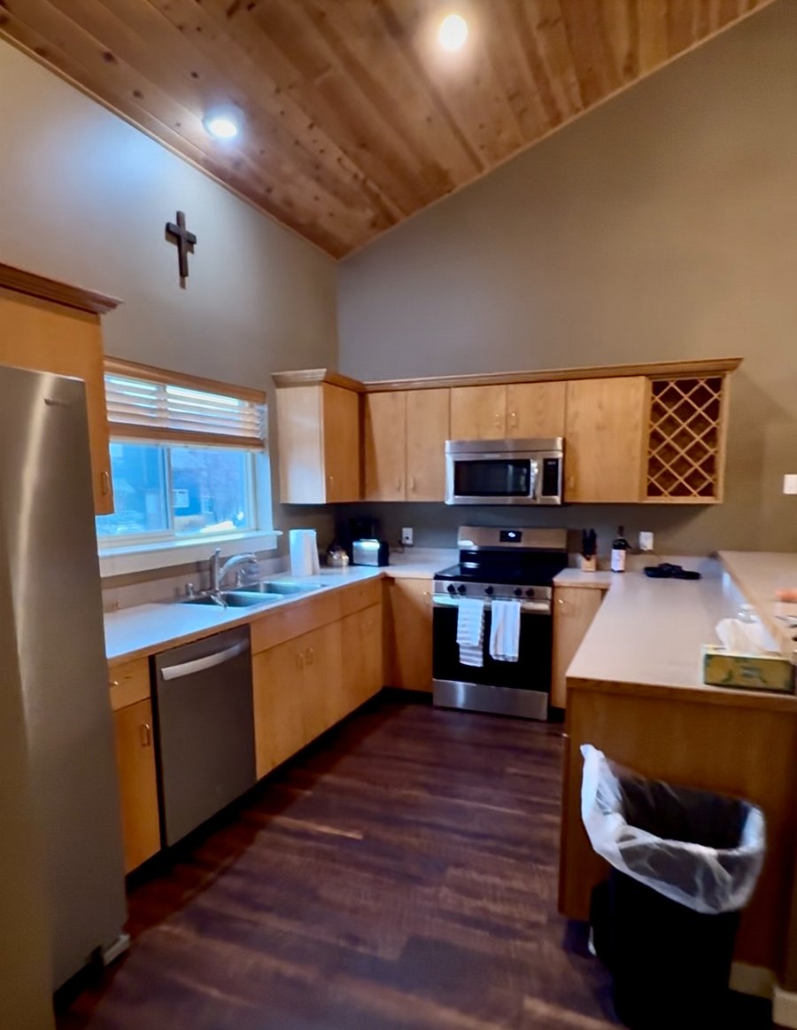 Furnished Finder property 833420_1 photo 3