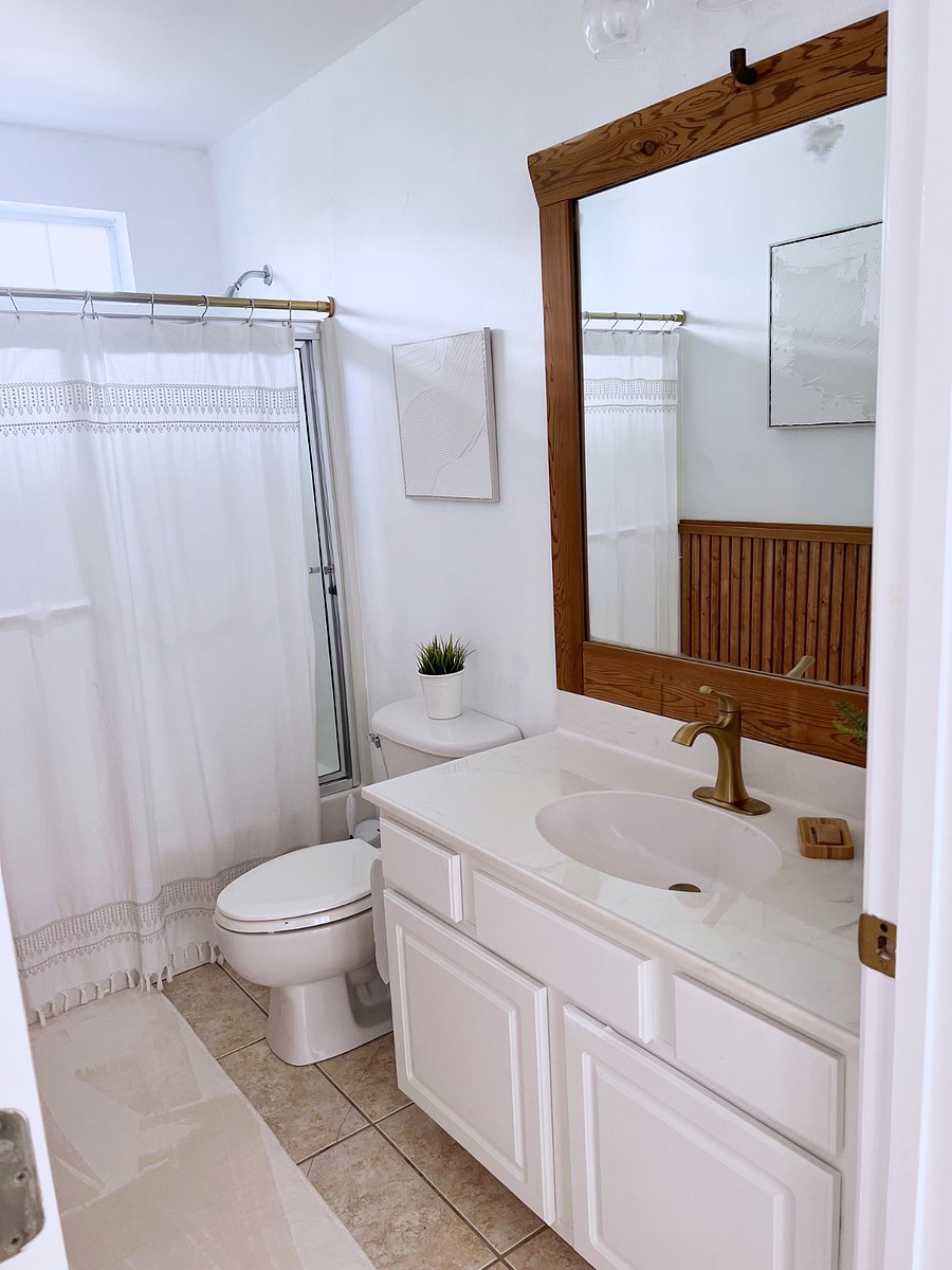Furnished Finder property 833437_1 photo 17