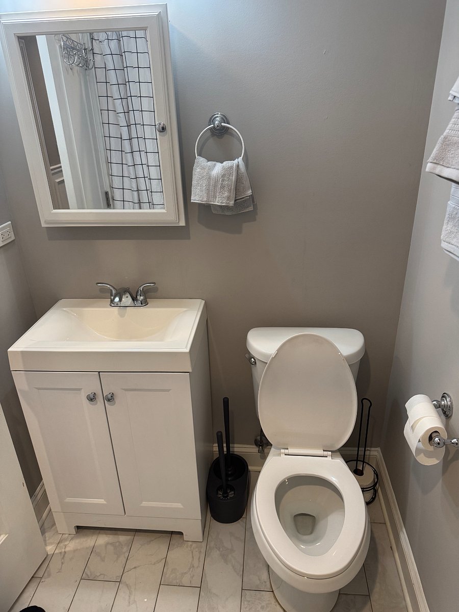 Furnished Finder property 833449_1 photo 29