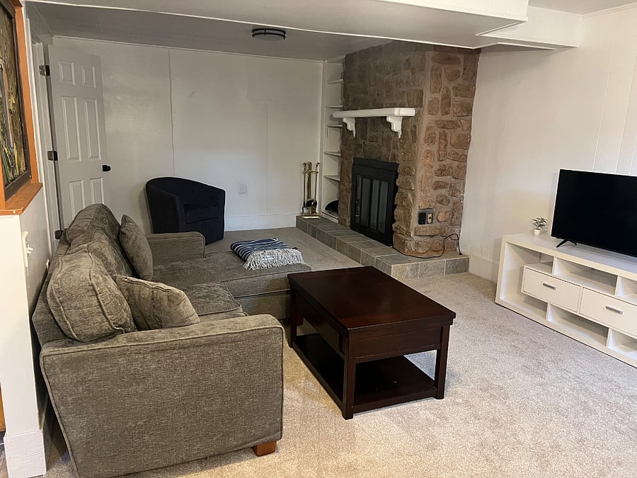 Comfy Living room to relax and watch your favorite TV shows