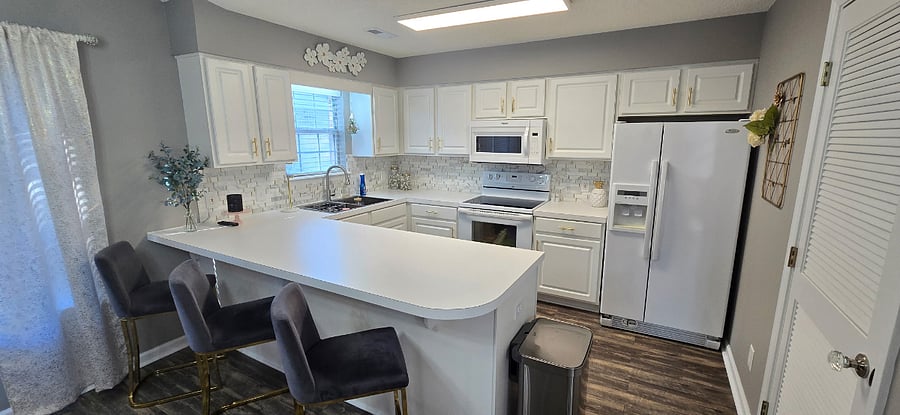 Furnished Finder property 833470_1 photo 8