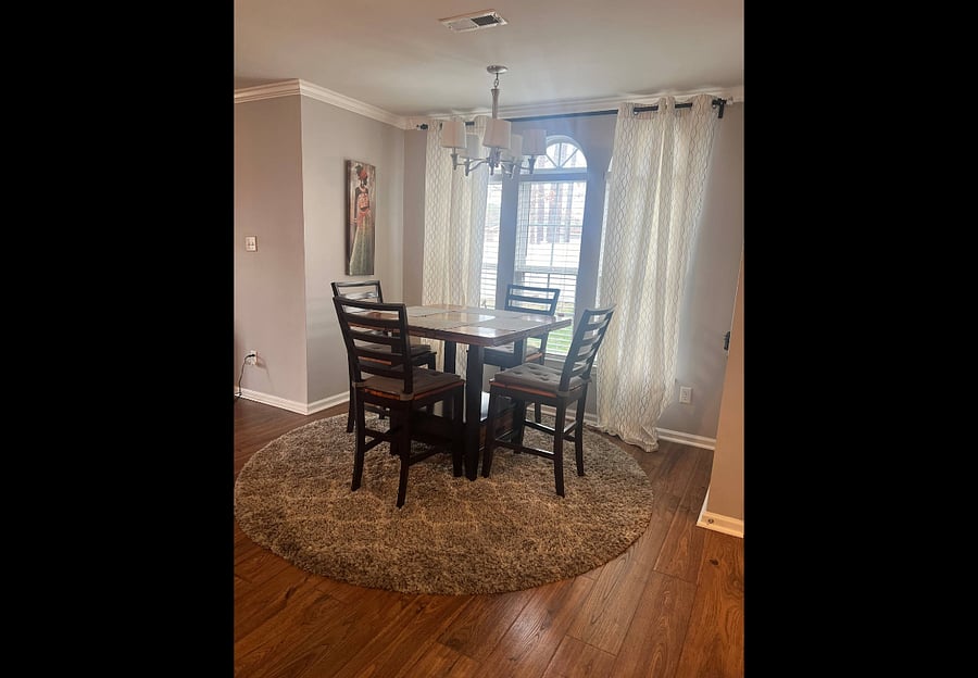Furnished Finder property 833472_1 photo 4
