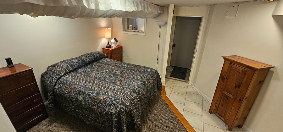 Bedroom, Egress