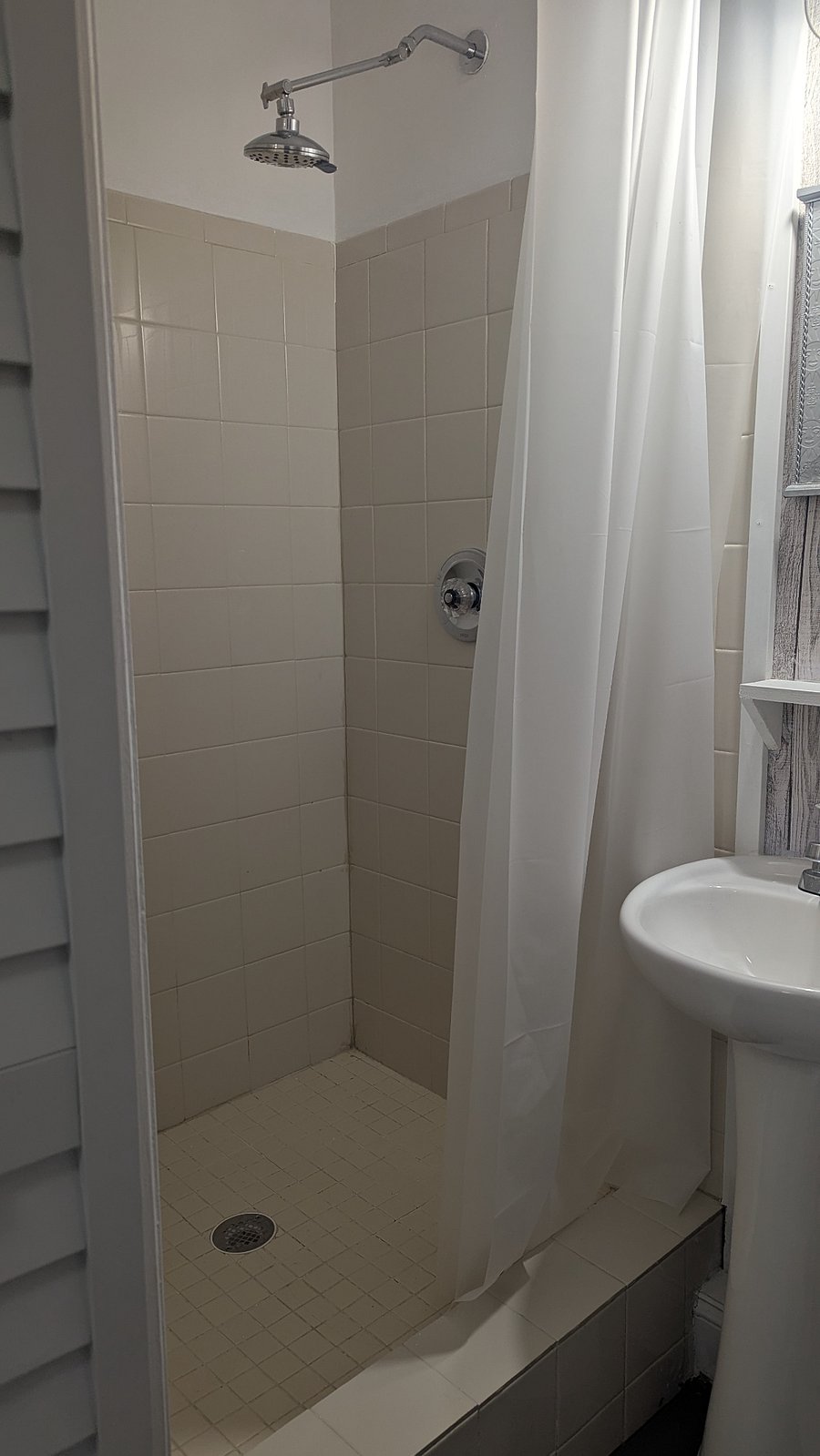 Furnished Finder property 833487_1 photo 8