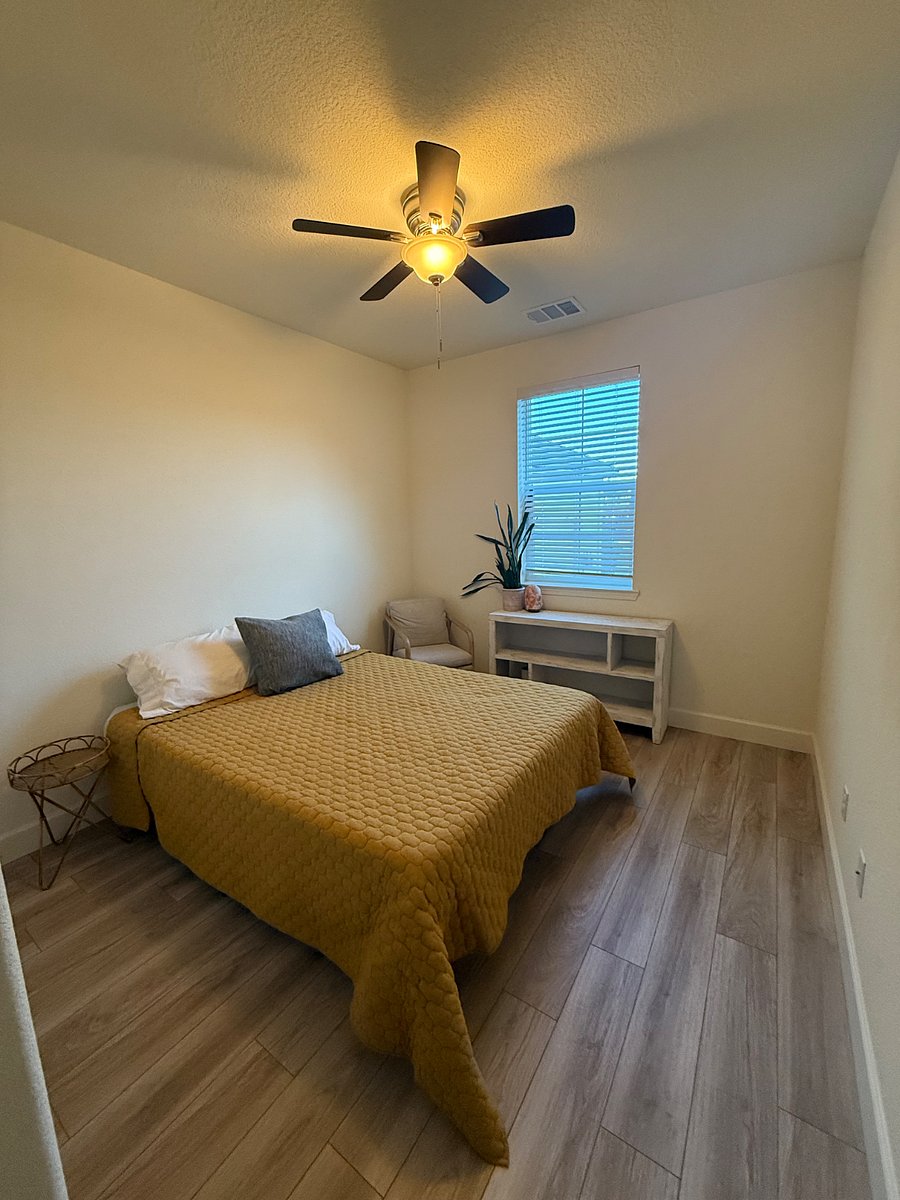 Furnished Finder property 833501_1 photo 3