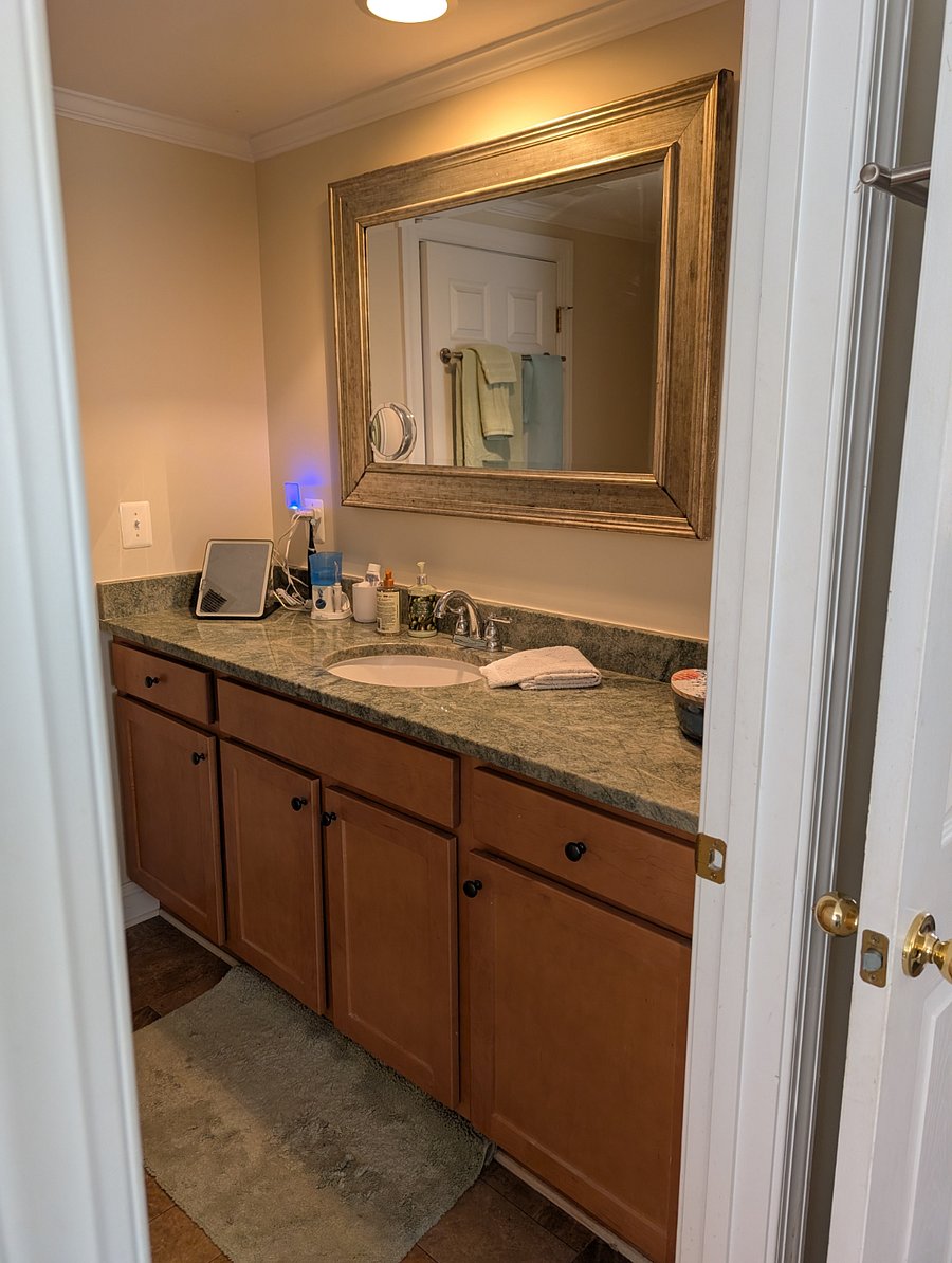Furnished Finder property 833513_1 photo 3
