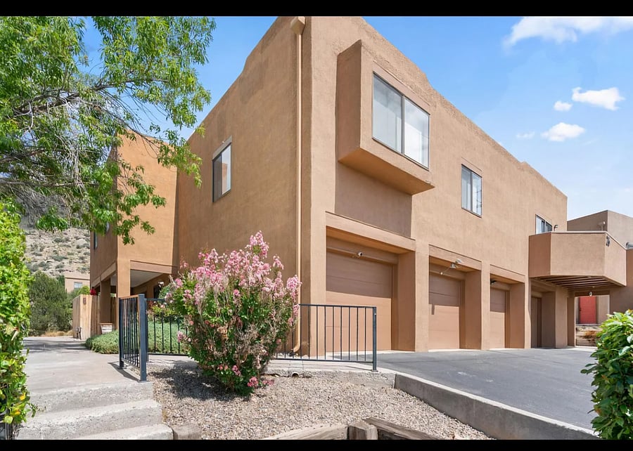 Furnished Finder property 833553_1 photo 4