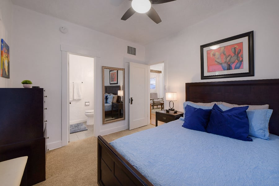 Furnished Finder property 833587_1 photo 18