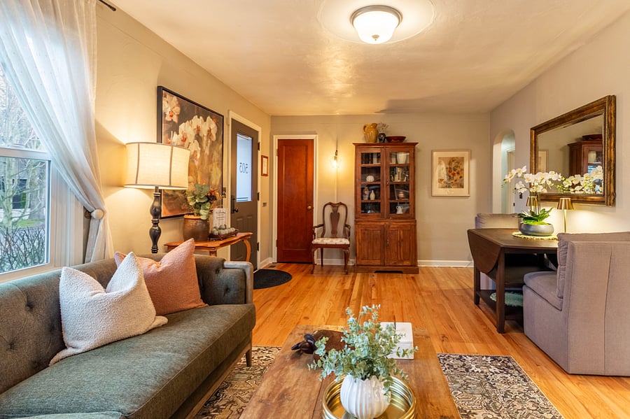 Furnished Finder property 833588_1 photo 7