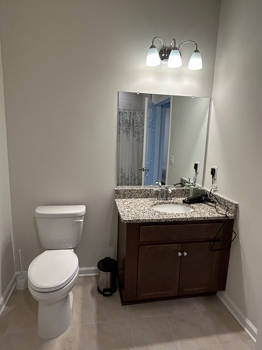 Furnished Finder property 833605_1 photo 14