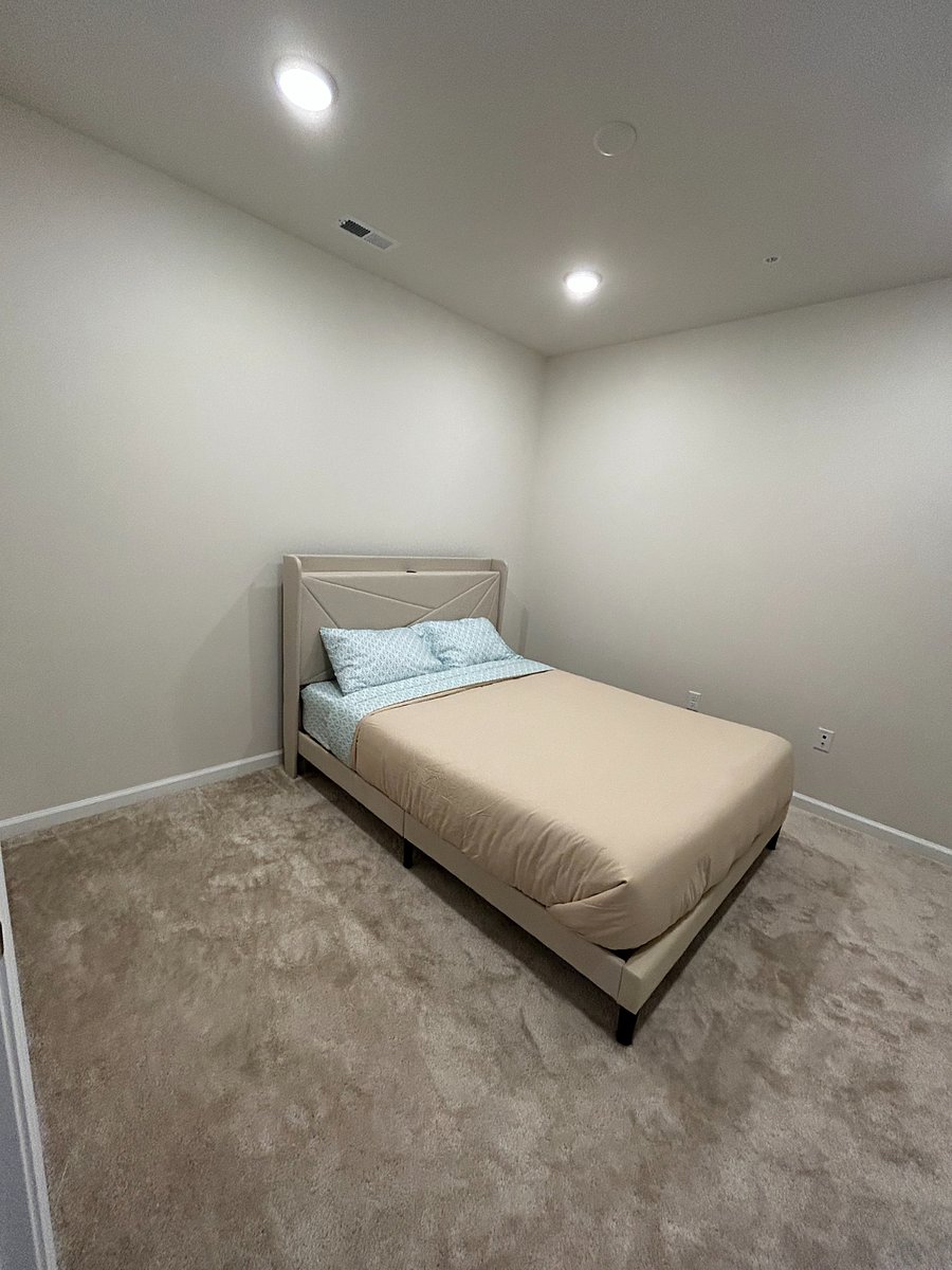 Furnished Finder property 833605_1 photo 12