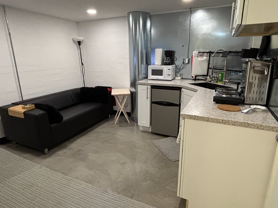 Furnished Finder property 833663_1 photo 30