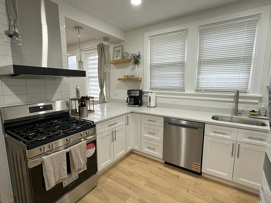 Furnished Finder property 833684_2 photo 9