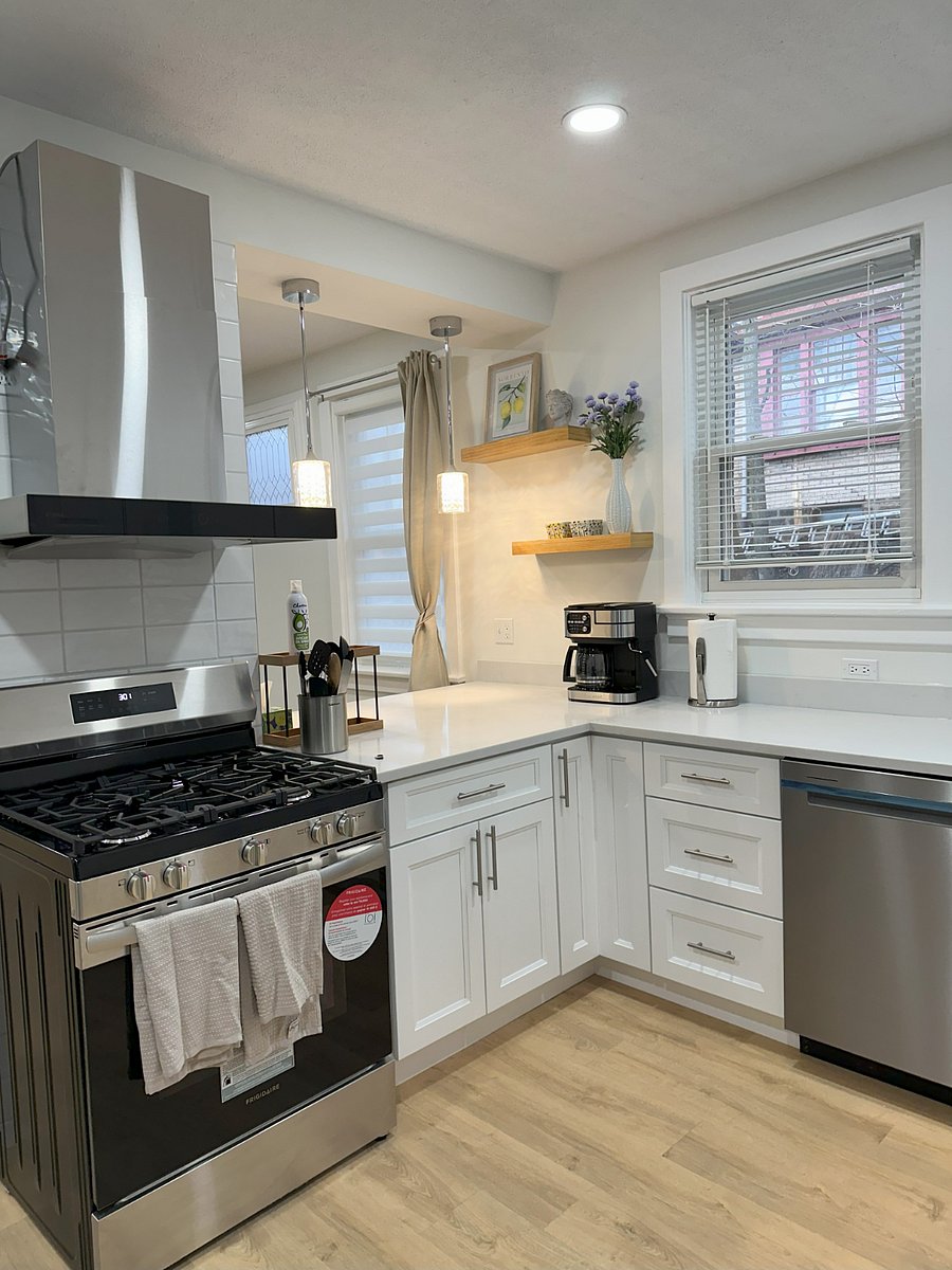 Furnished Finder property 833684_2 photo 11