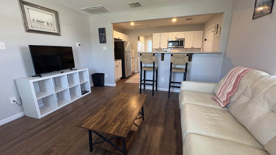Furnished Finder property 833697_1 photo 4