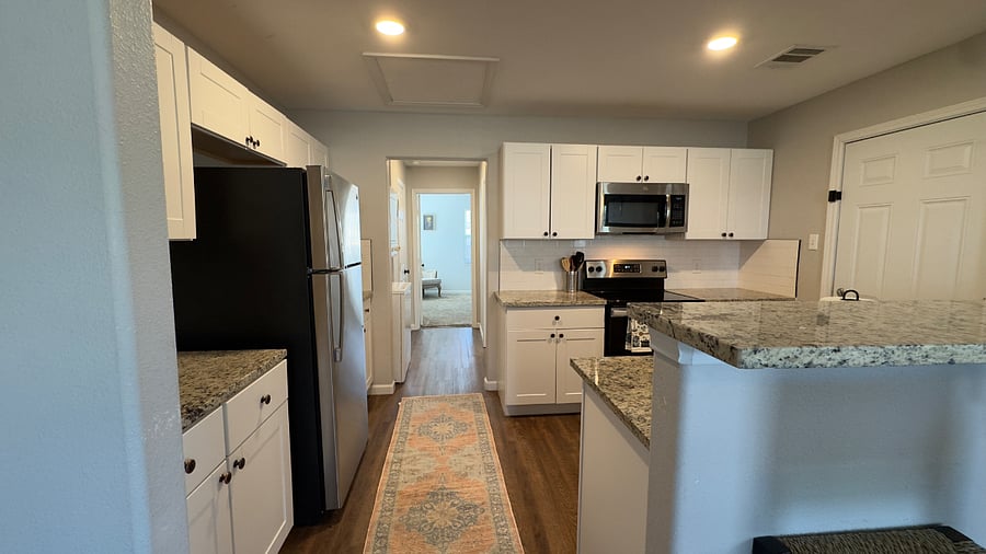 Furnished Finder property 833697_1 photo 5