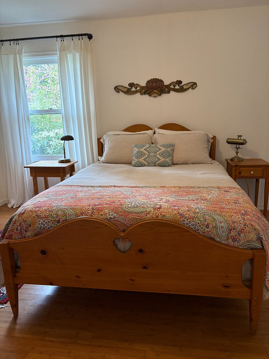 Furnished Finder property 833700_1 photo 9