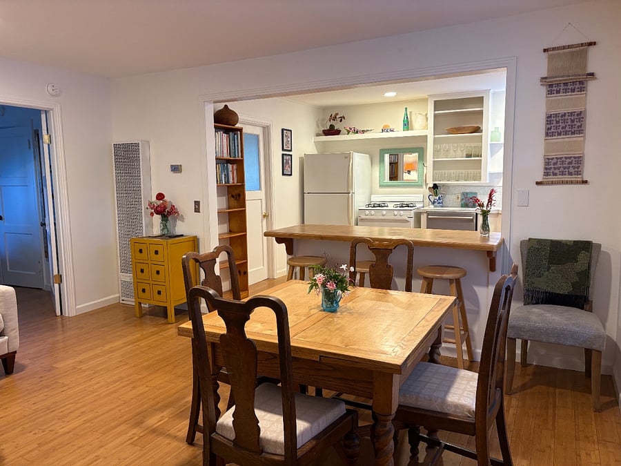 Furnished Finder property 833700_1 photo 3