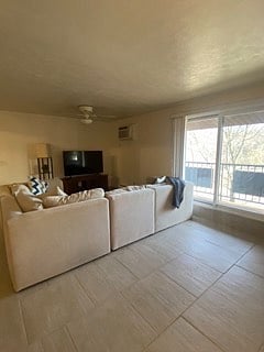 Furnished Finder property 833805_1 photo 9