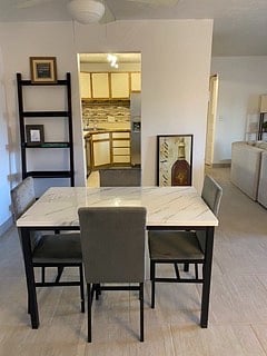 Furnished Finder property 833805_1 photo 10