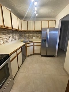 Furnished Finder property 833805_1 photo 11