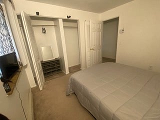 Furnished Finder property 833805_1 photo 17