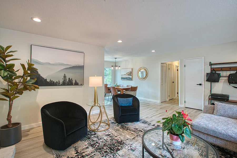 Furnished Finder property 833819_1 photo 2
