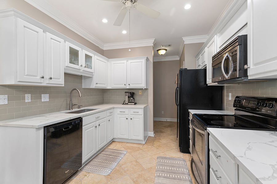 Furnished Finder property 833851_1 photo 11