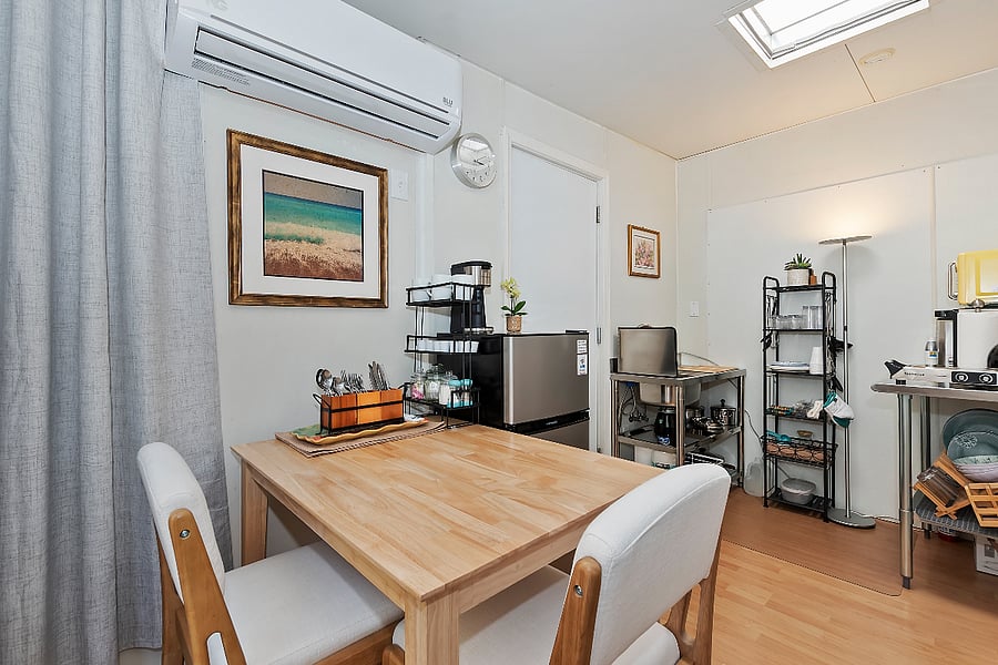 Comfortable Dining