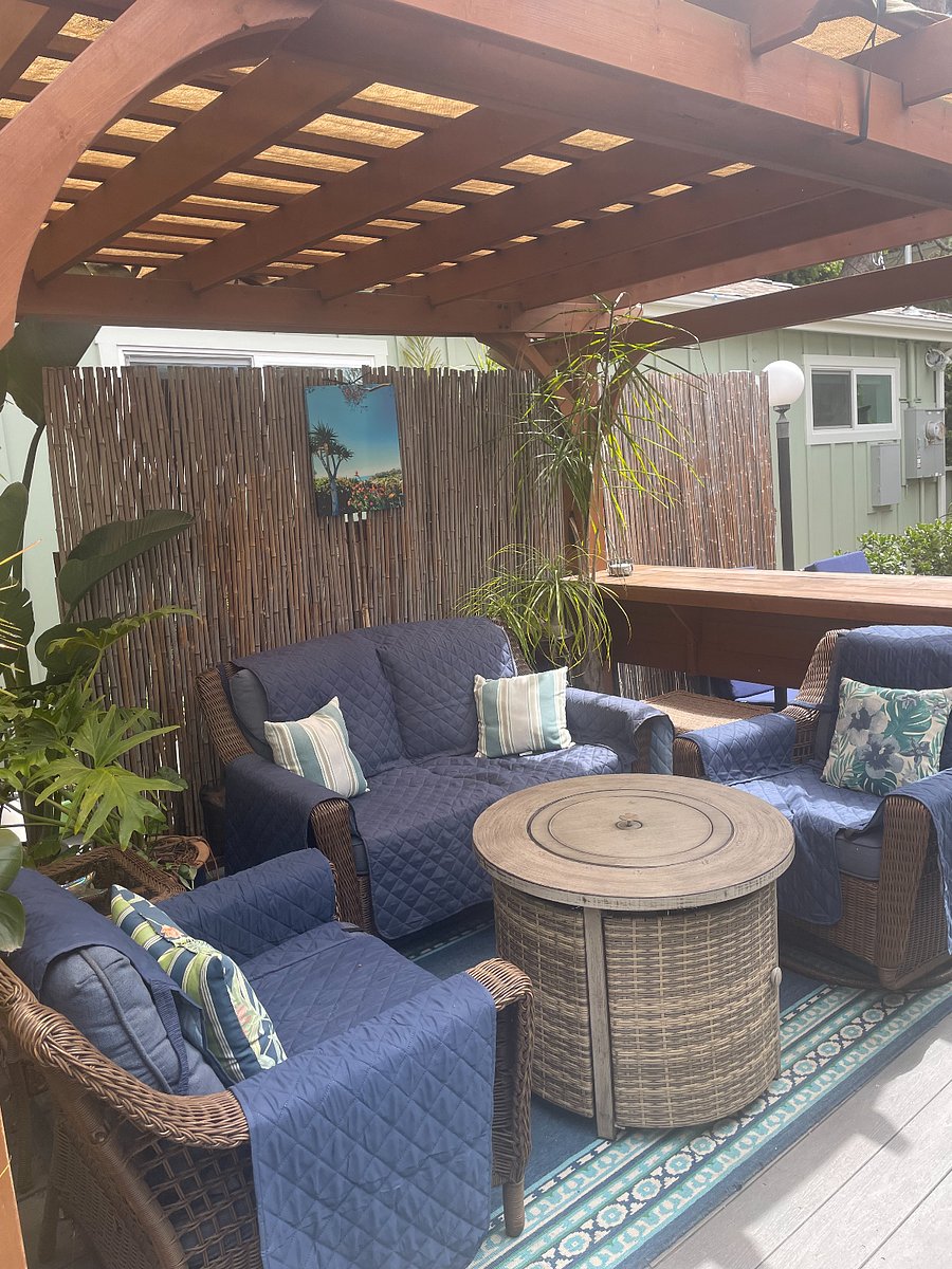Private Pergola lounging