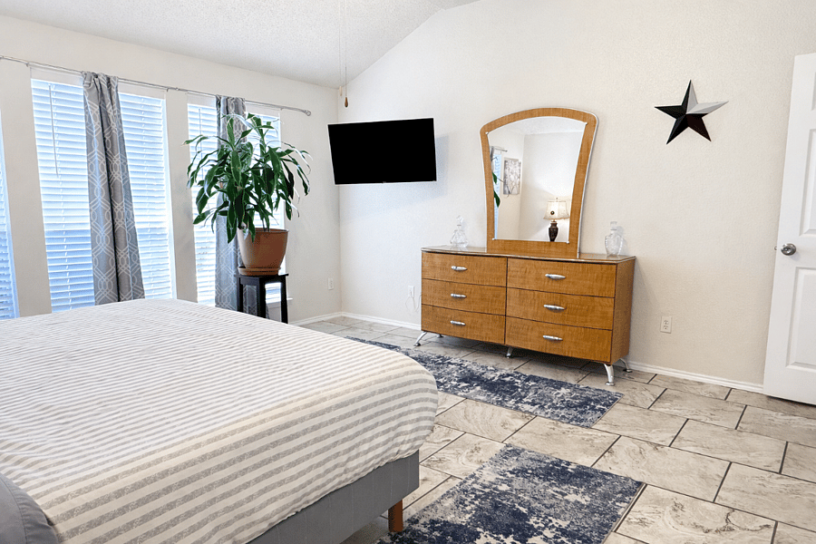 Furnished Finder property 833883_1 photo 22