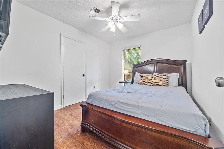 Furnished Finder property 833885_1 photo 9