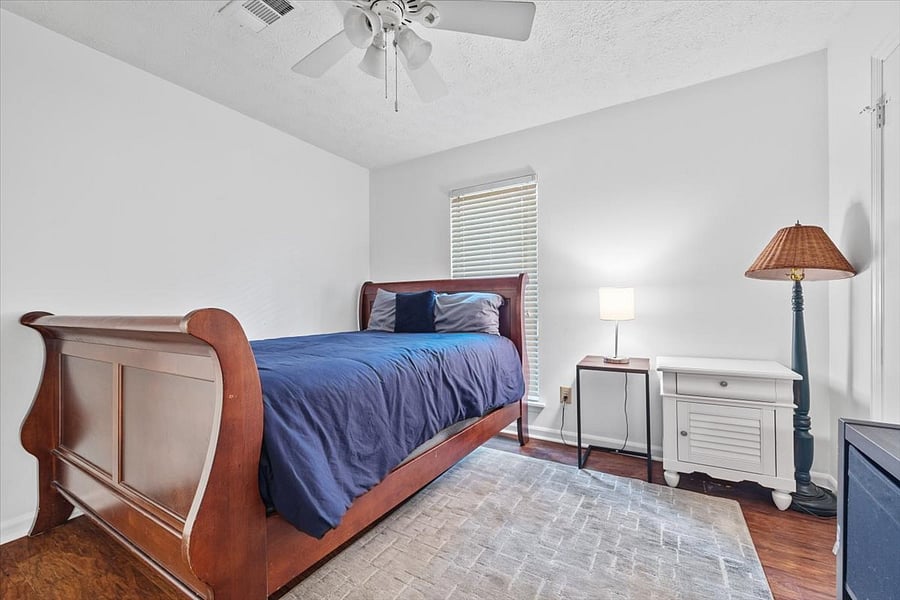 Furnished Finder property 833885_1 photo 10