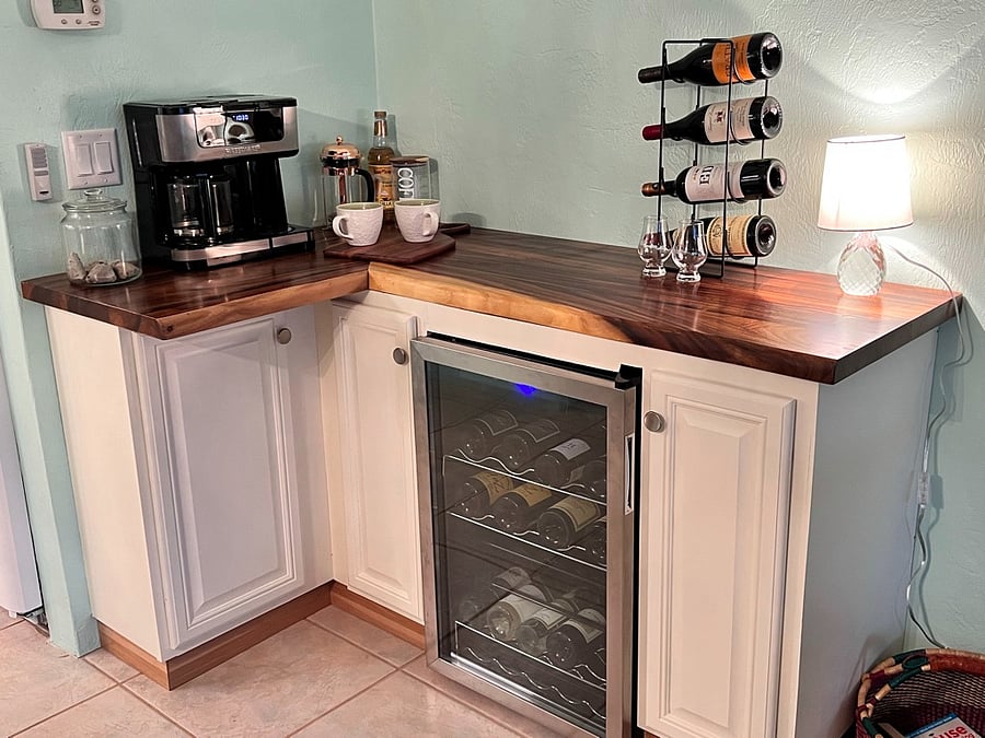 Coffee and wine bar