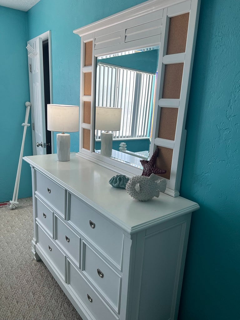 Large dresser 2nd bedroom