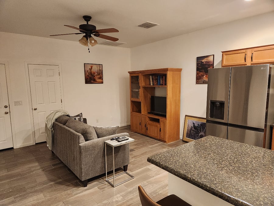 Furnished Finder property 833939_1 photo 3