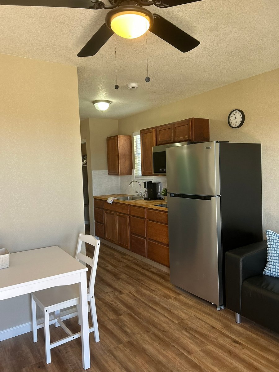 Furnished Finder property 833994_1 photo 9