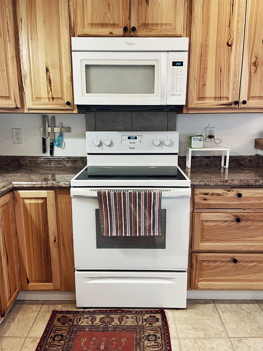 Furnished Finder property 834008_1 photo 15