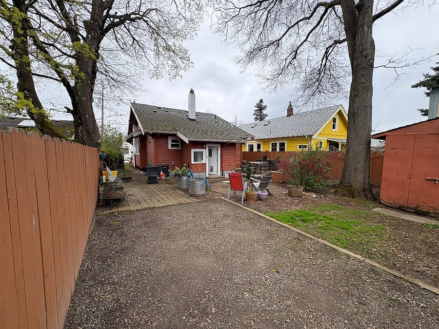 Furnished Finder property 834008_1 photo 23