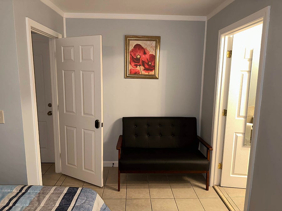 Furnished Finder property 834035_2 photo 4