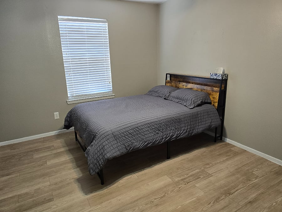 Furnished Finder property 834074_1 photo 7