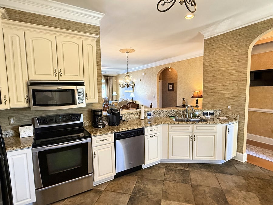 Furnished Finder property 834105_1 photo 6