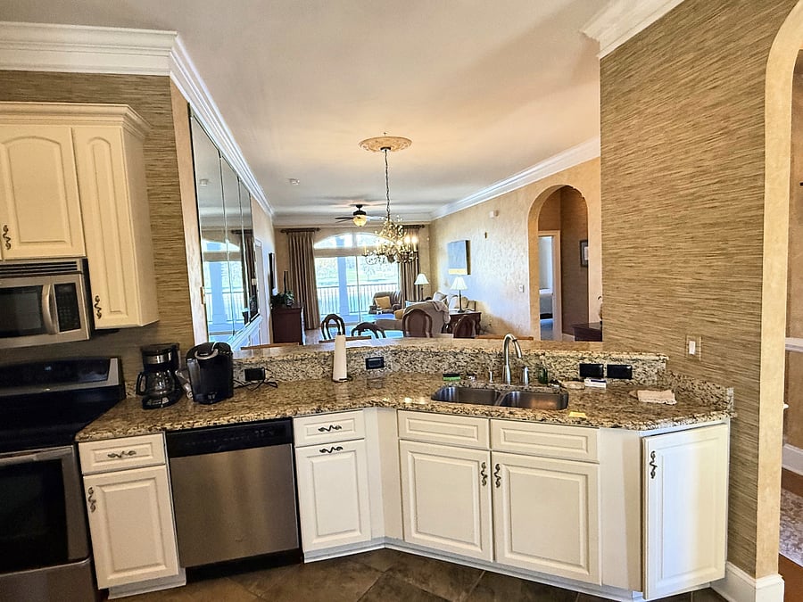 Furnished Finder property 834105_1 photo 11