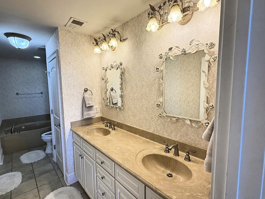 Furnished Finder property 834105_1 photo 19