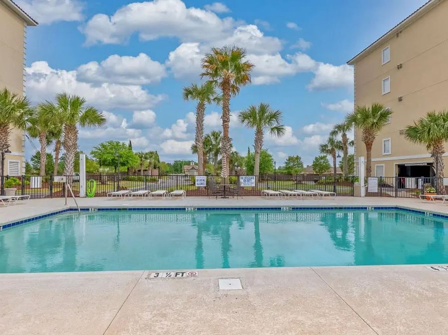 Furnished Finder property 834105_1 photo 32