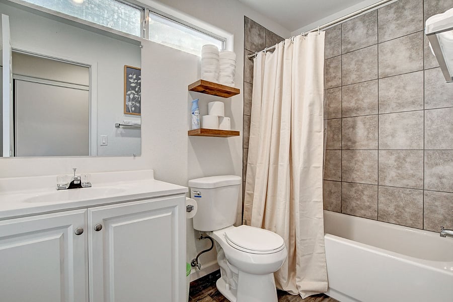 Furnished Finder property 834110_1 photo 12
